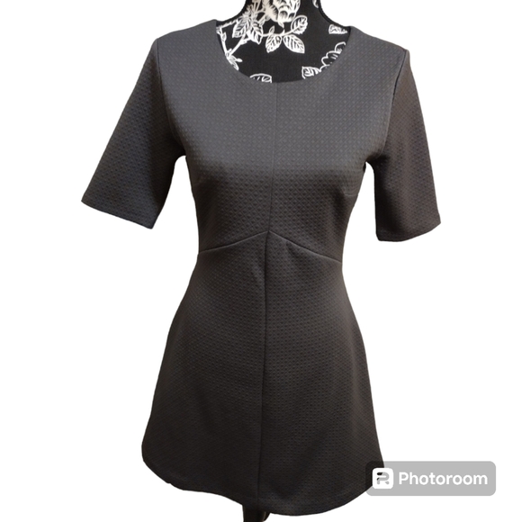 Banana Republic PinDot Pattern Dress - Picture 1 of 9